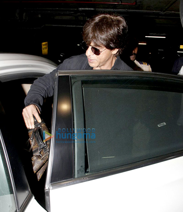 shah rukh khan return from los angeles 6