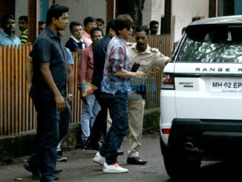Shah Rukh Khan snapped at filmcity