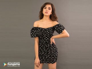 Celebrity wallpapers of Shirley Setia