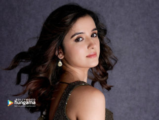 Celebrity wallpaper of Shirley Setia