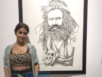 Shriya Saran attends Dr. Bharath Thakur’s Solo Art Exhibition