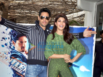 Sidharth Malhotra and Jacqueline Fernandez snapped at the trailer preview of 'A Gentleman'