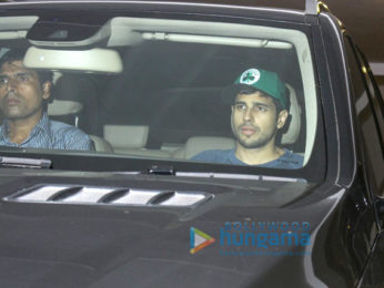 Sidharth Malhotra snapped at Karan Johar's house