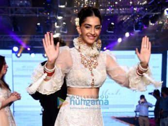 Sonam Kapoor walks for Abu Jani & Sandeep Khosla at 'Shaadi By Marriott' showcase