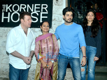Sooraj Pancholi & Family snapped post lunch at The Korner House