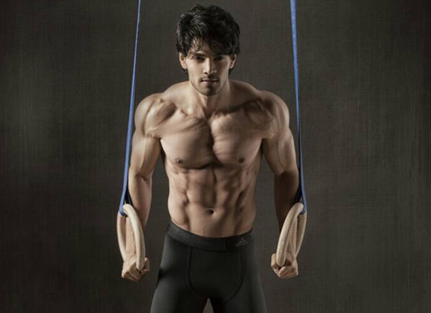 Sooraj-Pancholi-undergoes