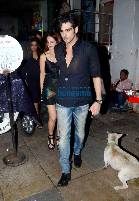 sussanne roshan zayed khan snapped at the bandra project 1