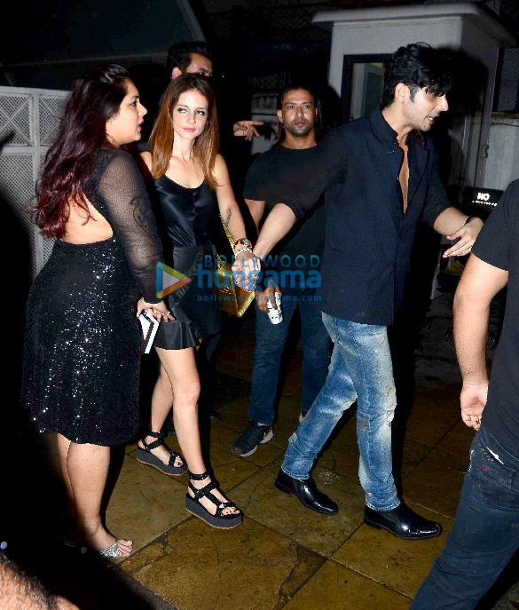 sussanne roshan zayed khan snapped at the bandra project 3
