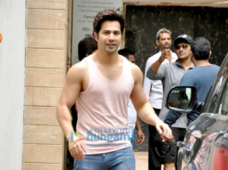 The Gen-next superstar Varun Dhawan snapped while working out at the gym