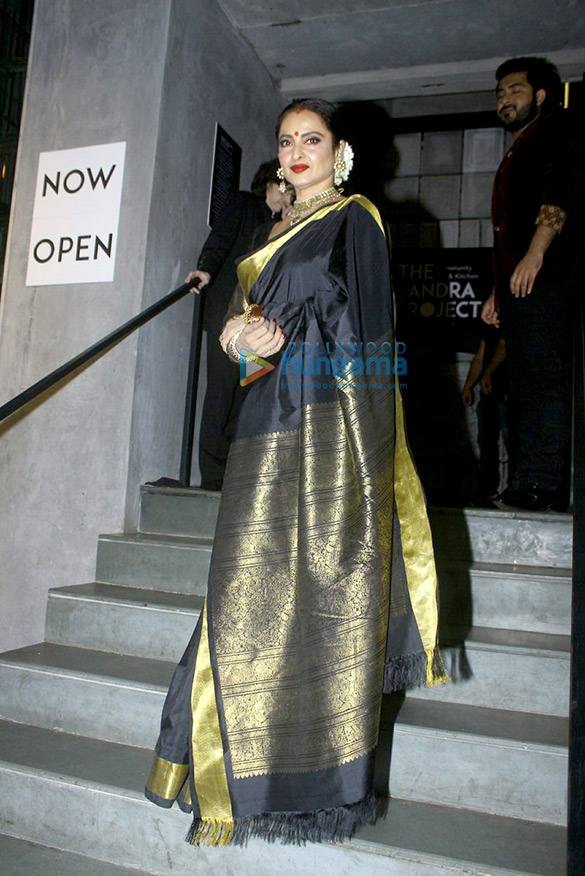 the effervescent alia bhatt was snapped with the hunky shahid kapoor beautiful anushka sharma and other celebs at the filmfare editor jitesh pillais birthday bash 13