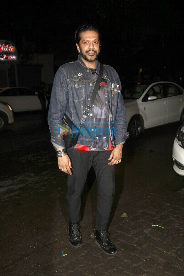the ever stunning priyanka chopra was snapped with others 8