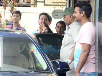 The sensational Jacqueline Fernandez snapped post her rehearsals in Bandra