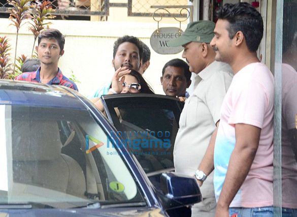 the sensational jacqueline fernandez snapped post her rehearsals in bandra 6