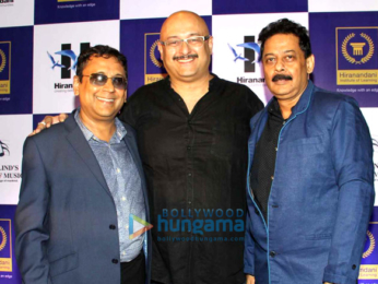 Govinda, Sonu Nigam, Alka Yagnik, Abhijeet Bhattacharya, Sameer seen at Anand-Milind's bash
