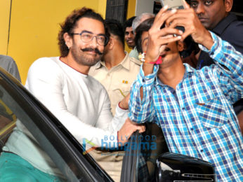 Aamir Khan snapped post dubbing in Andheri