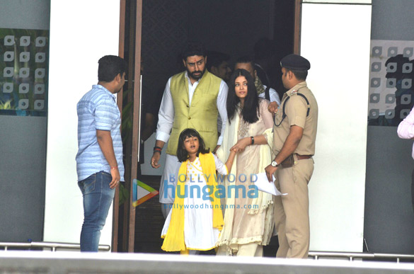 abhishek bachchan aishwarya rai bachchan and aaradhya bachchan return from allahabad after immersing aishwarya fathers ashes 1