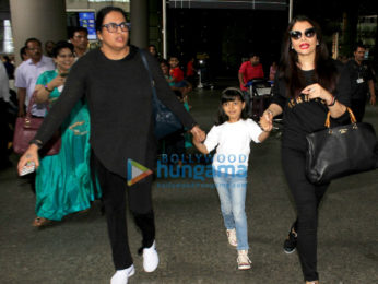 Aishwarya Rai Bachchan and Aaradhya Bachchan snapped at the airport