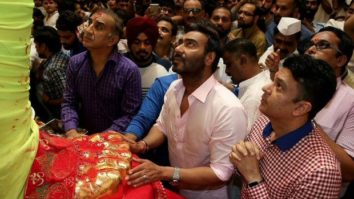 Check out: Ajay Devgn and Milan Luthria seek Lalbaugh Cha Raja’s blessings ahead of Baadshaho release!