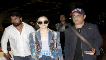 Alia Bhatt snapped at the airport