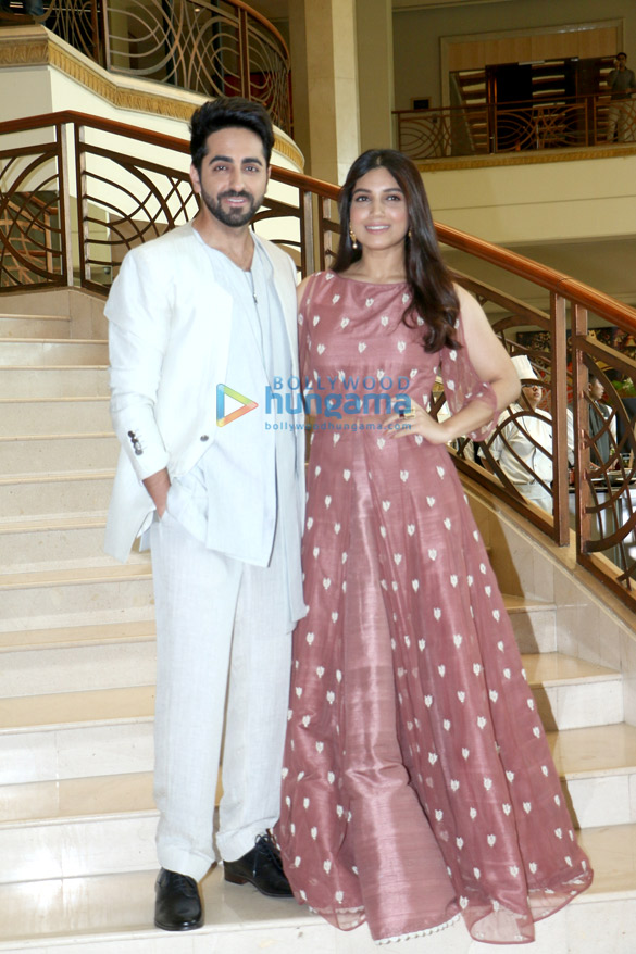 ayushmann khurrana and bhumi pednekar launch the first look of the film shubh mangal saavdhan 22