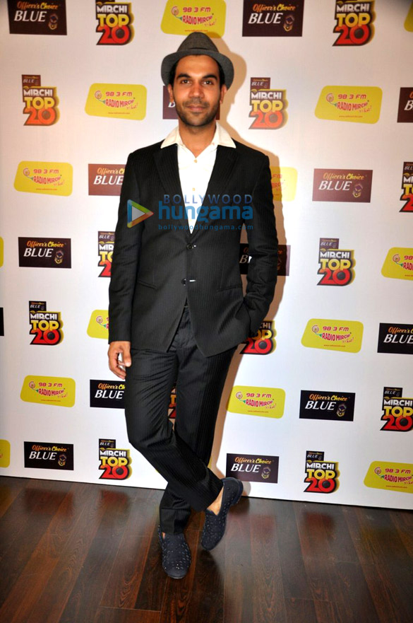 bareilly ki barfi promotions by radio mirchi 4