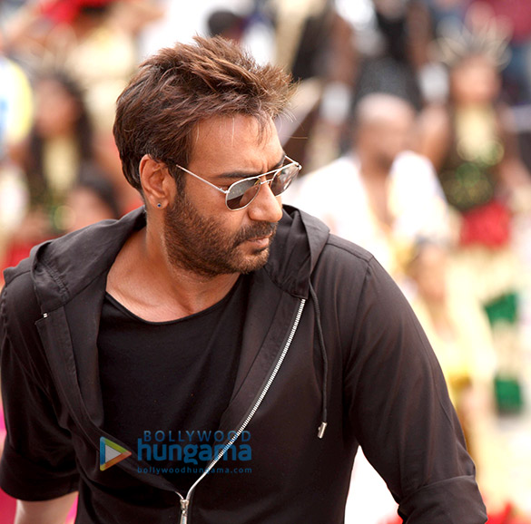 Check out Golmaal Again cast shoots title track of the film in Hyderabad (3)