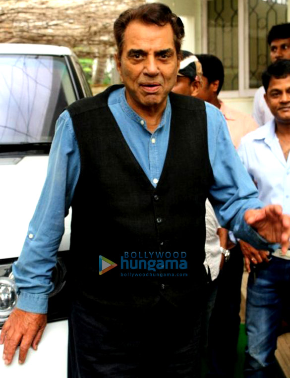 Dharmendra snapped dubbing for his first International Short film ‘Dreamcatcher’