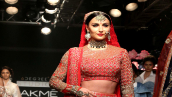Elli Avram walks for Manoj Agarwal at Lakme Fashion Week 2017