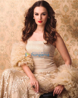 Celebrity Photos of Evelyn Sharma