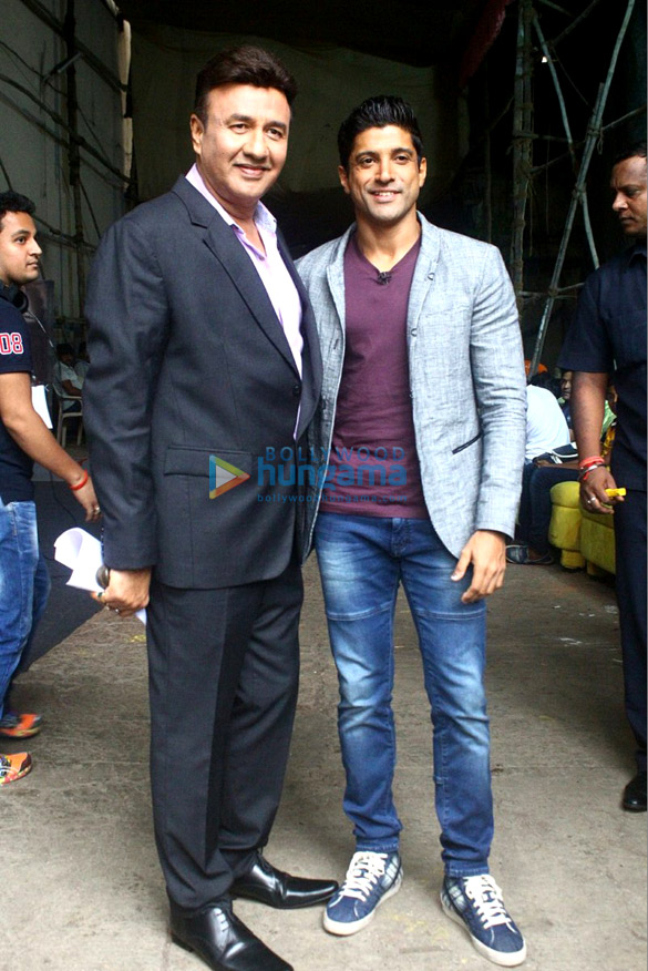 Farhan Akhtar and Diana Penty promote ‘Lucknow Central’ on ‘The Drama Company’ Farhan Akhtar and Diana Penty promote ‘Lucknow Central’ on ‘The Drama Company’