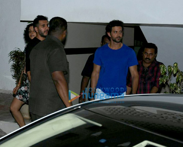 hrithik and ritesh snapped post meeting at farhans house 2