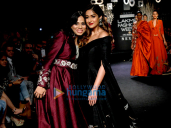 Ileana D'Cruz walks for De Belle at Lakme Fashion Week 2017