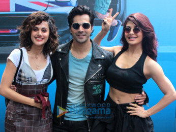 Judwaa 2 cast poses at the film's trailer launch