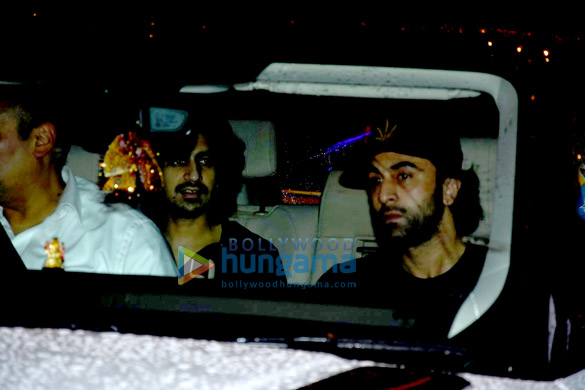 ranbir kapoor and ayan mukerji snapped in bandra 6