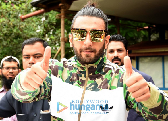 ranveer singh snapped post gym in bandra 5 3