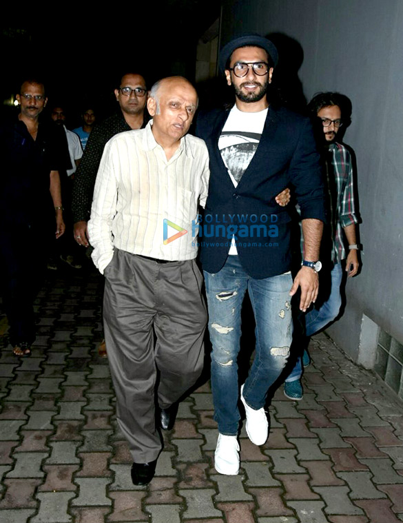 ranveer singh snapped post meeeting with the bhatts at vishesh films office 4