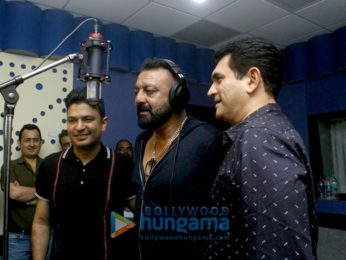 Sanjay Dutt records a Ganesha song for 'Bhoomi'