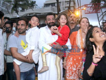 Sanjay Dutt's Ganesha visarjan at Juhu Beach