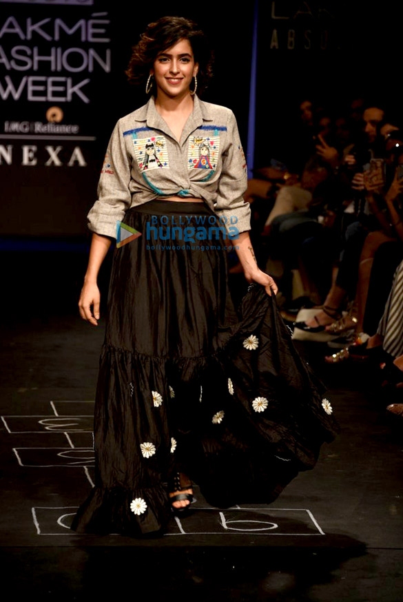 sanya malhotra walks the ramp for the miraki project at lakme fashion week 2017 6