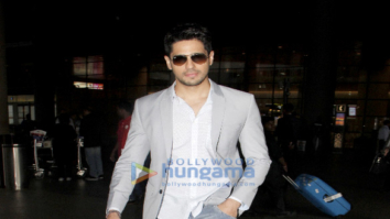 Sidharth Malhotra, Farhan Akhtar, Shreyas Talpade snapped at the airport