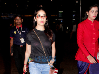 Sonakshi Sinha, Adah Sharma, Taapsee Pannu & others snapped at the airport