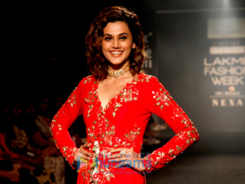 Taapsee Pannu walks for Divya Reddy at Lakme Fashion Week 2017