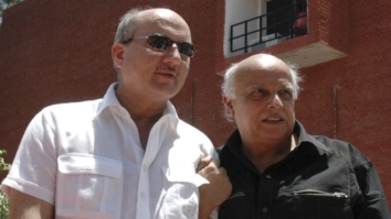 This is Mesmerising! Mahesh Bhatt & Anupam Kher comes together…