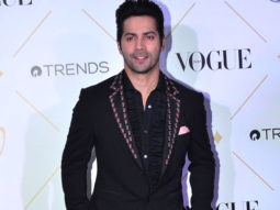 “Aishwarya Rai Is Very BEAUTIFUL”: Varun Dhawan | Vogue Beauty Awards 2017