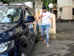 Varun Dhawan snapped post meeting at Shoojit Sircar’s office in Juhu
