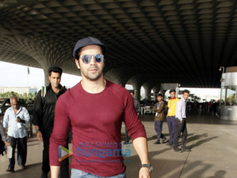 Varun Dhawan snapped with girlfriend at the airport