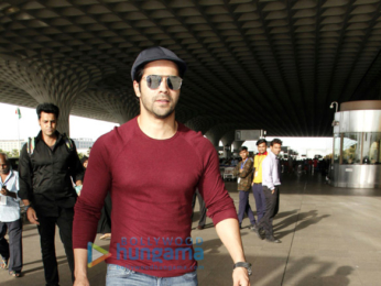 Varun Dhawan snapped with girlfriend at the airport