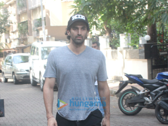 Aditya Roy Kapur spotted at Mohit Suri's office in Bandra