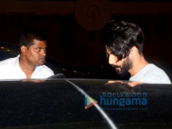 Shahid Kapoor snapped in Juhu