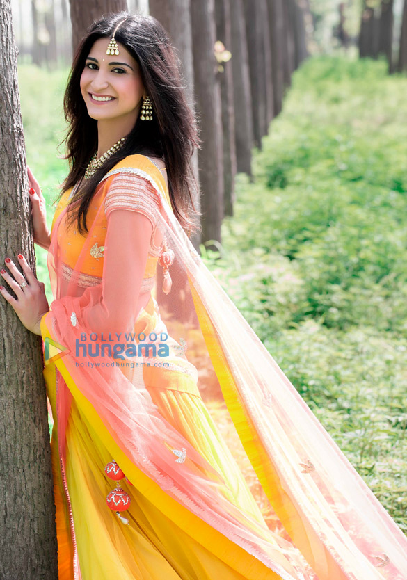 aahana kumra 3 2